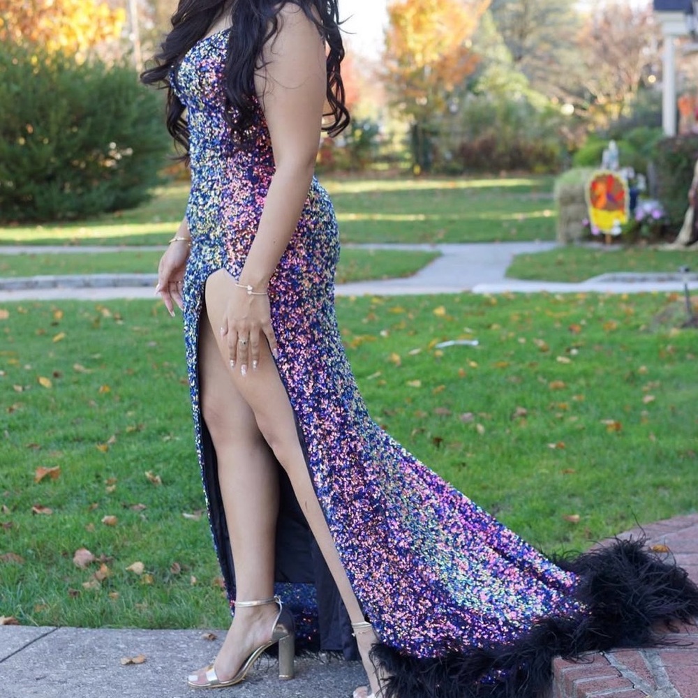 Elegant Sequin Evening Gown